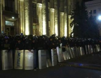 Kharkov, Donetsk, Lugansk: separatists seize administrative buildings. Grenades were put to use