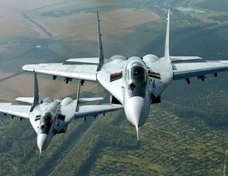 Putin insists on creating a Russian airbase in Belarus