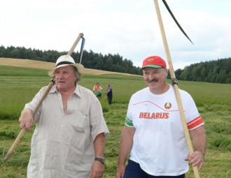 Gerard Depardieu mowed grass in Lukashenka’s residence